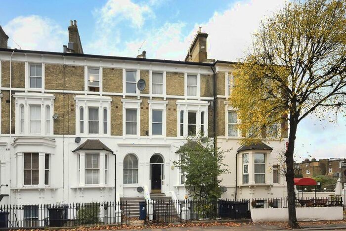 2 Bedroom Flat To Rent In Horn Lane, London, W3