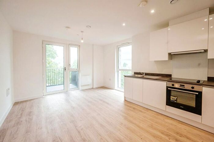 1 Bedroom Flat To Rent In Griffiths Close, Balsall Heath, Birmingham, B12