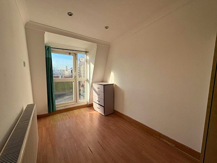 2 Bedroom Flat To Rent In Holloway Road, London, N7