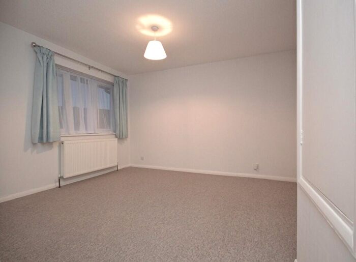 3 Bedroom Semi-Detached House To Rent In Bournemouth, BH8