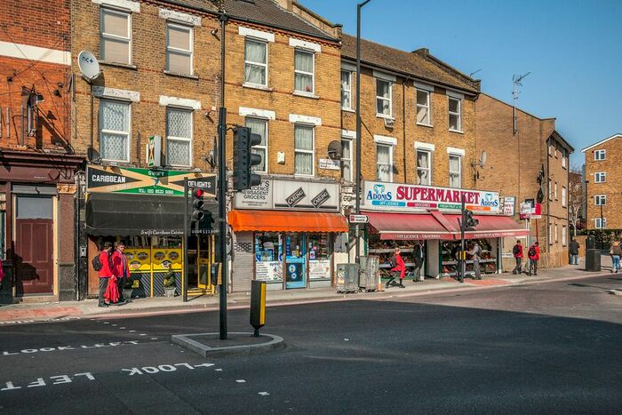 2 Bedroom Flat To Rent In Homerton High Street, Hackney/ London, E9
