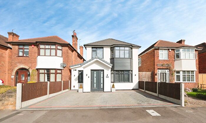 4 Bedroom Detached House For Sale In Runswick Drive, Nottingham, NG8