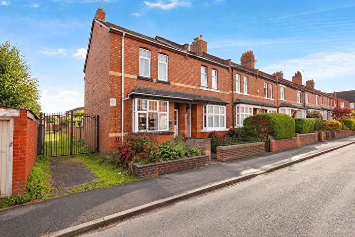 3 Bedroom End Terrace House For Sale In Brownlow Street, Leamington Spa, CV32