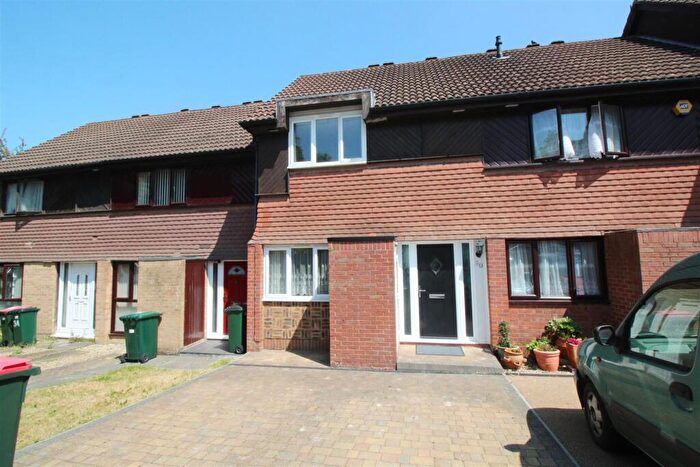 2 Bedroom House To Rent In Peverel Road, Ifield, Crawley, West Sussex., RH11