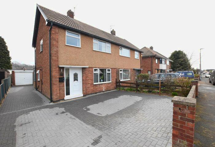 3 Bedroom Semi-Detached House To Rent In Fairfield Road, Scunthorpe, DN15