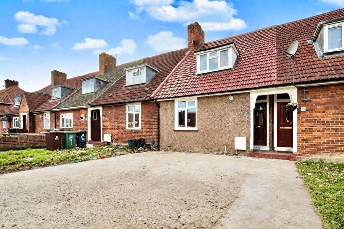 3 Bedroom House To Rent In Valence Avenue, Dagenham, RM8