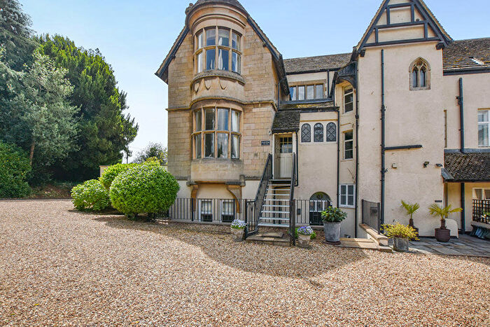 2 Bedroom Flat For Sale In Clare Lodge, First Drift, Stamford, PE9