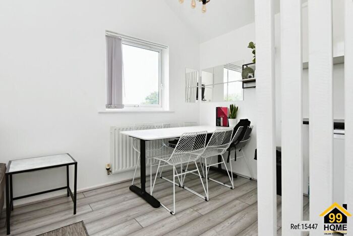 2 Bedroom Flat For Sale In Cresswell Road, Stoke-On-Trent, Stoke On Trent, ST1