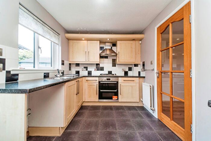 2 Bedroom Semi-Detached House For Sale In Ritchie Park, Johnstone, PA5