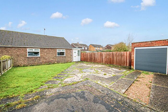 2 Bedroom Semi Detached Bungalow For Sale In West Acre Drive, Old Catton, NR6