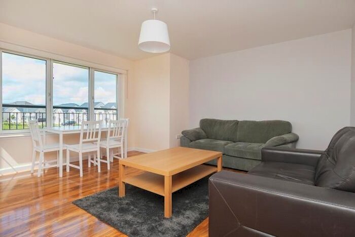 2 Bedroom Flat To Rent In South Chesters Gardens, Bonnyrigg, Midlothian, EH19