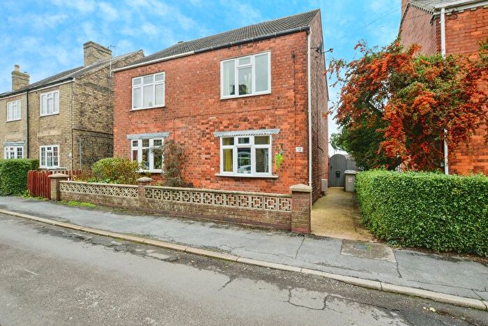3 Bedroom Semi-detached House For Sale In Bourne Road, Alford, LN13