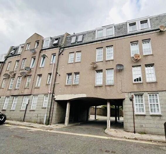 1 Bedroom Flat To Rent In Marywell Street, Top Floor, AB11