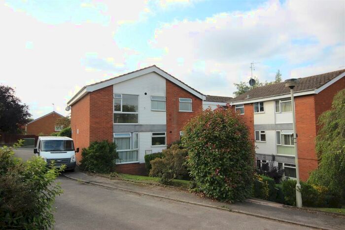 2 Bedroom Apartment To Rent In Harden Court, Fairmile Road, Halesowen, B63