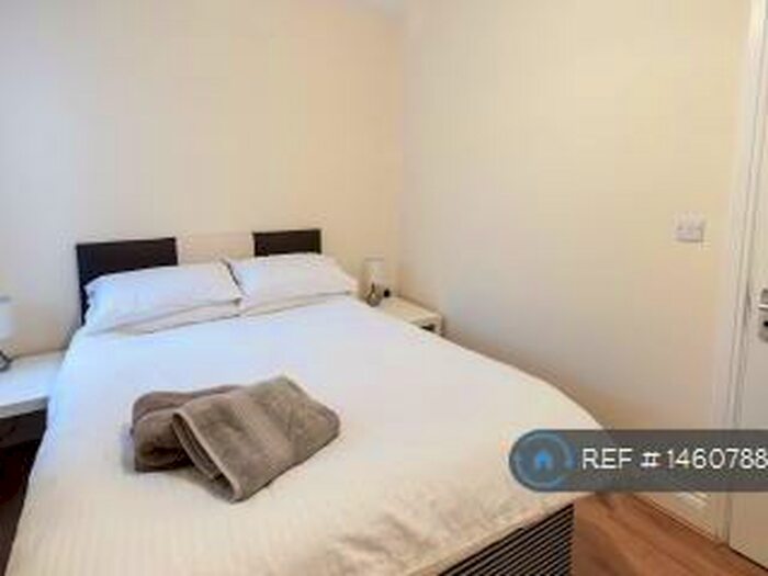 1 Bedroom Flat To Rent In Stapleton Hall Road, London, N4