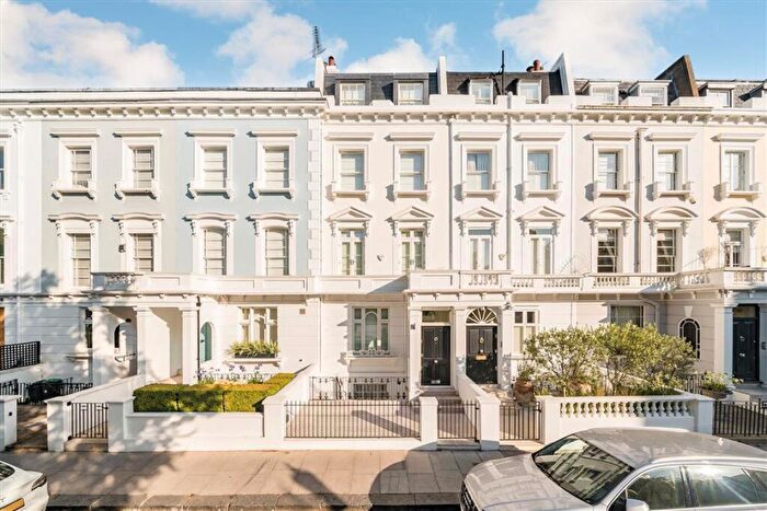6 Bedroom Terraced House For Sale In Priory Walk, London, SW10