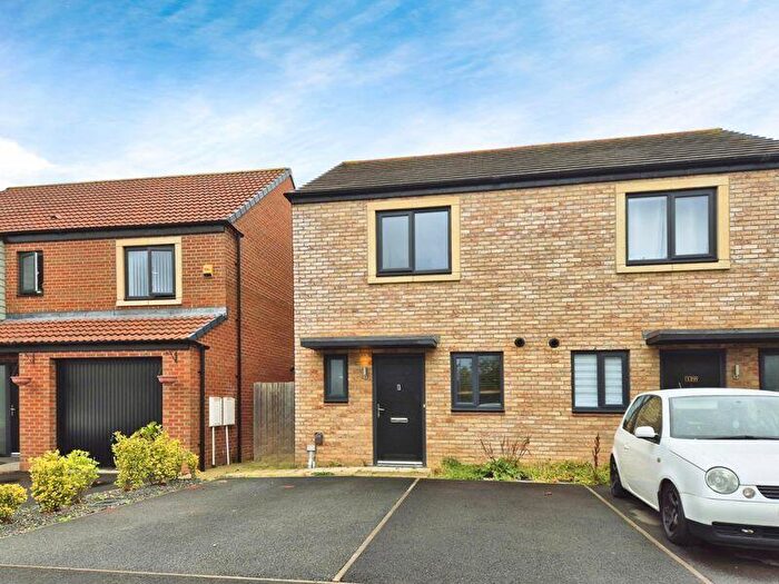 2 Bedroom Semi-Detached House For Sale In Hundleby Court, Cramlington, NE23