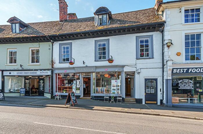 3 Bedroom Flat To Rent In London Street, Faringdon, Oxfordshire, SN7