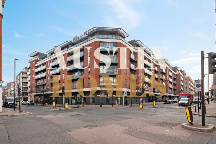 1 Bedroom Flat For Sale In Worcester Point, Central Street, London, EC1V
