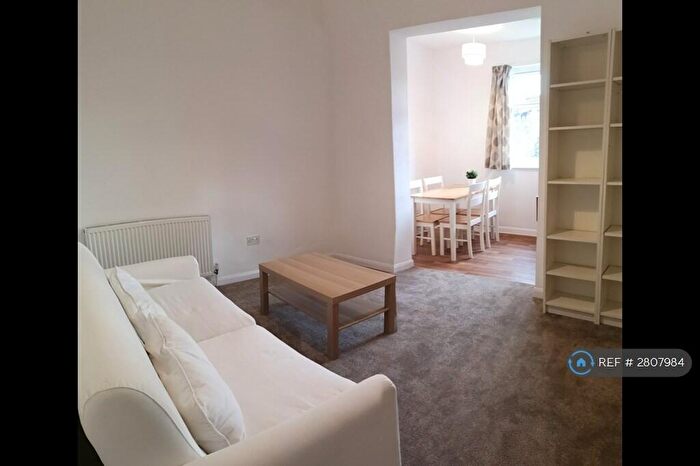 2 Bedroom Flat To Rent In London, London, N7