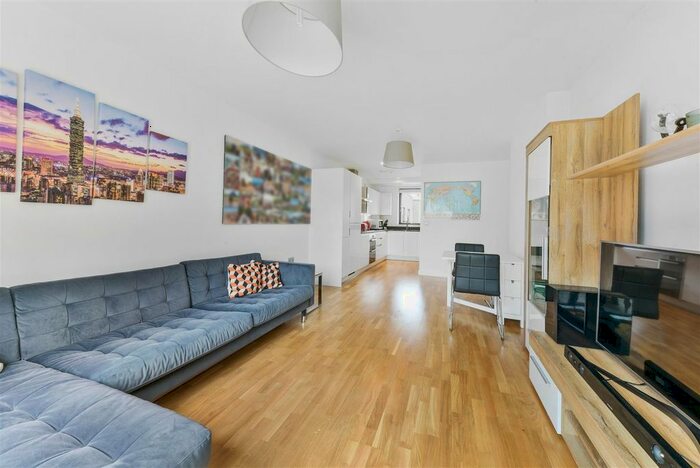 2 Bedroom Flat To Rent In Bugle House, Larkwood Avenue, Greenwich, SE10