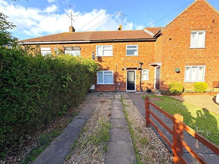 3 Bedroom Terraced House For Sale In Parsons Grove, Corby, NN17