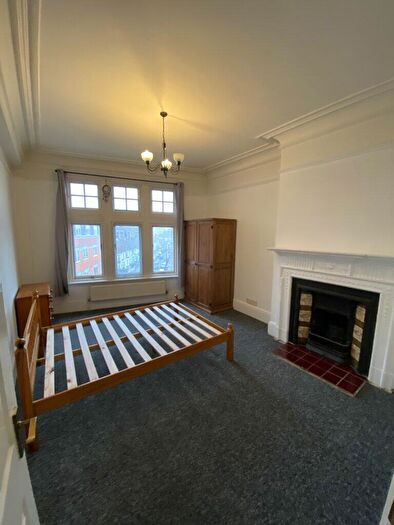 1 Bedroom Flat To Rent In Bedroom Flat – The Sailsbury Hotel, Green Lanes, N4