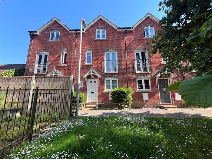 4 Bedroom Property For Sale In Oake Woods, Gillingham, SP8