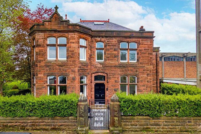 3 Bedroom Apartment To Rent In Kelvinside Gardens, North Kelvinside, Glasgow, G20