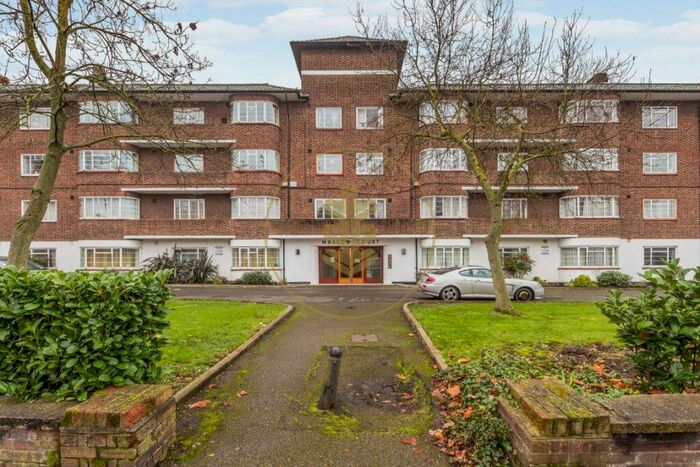 4 Bedroom Flat To Rent In Marlow Court, NW6