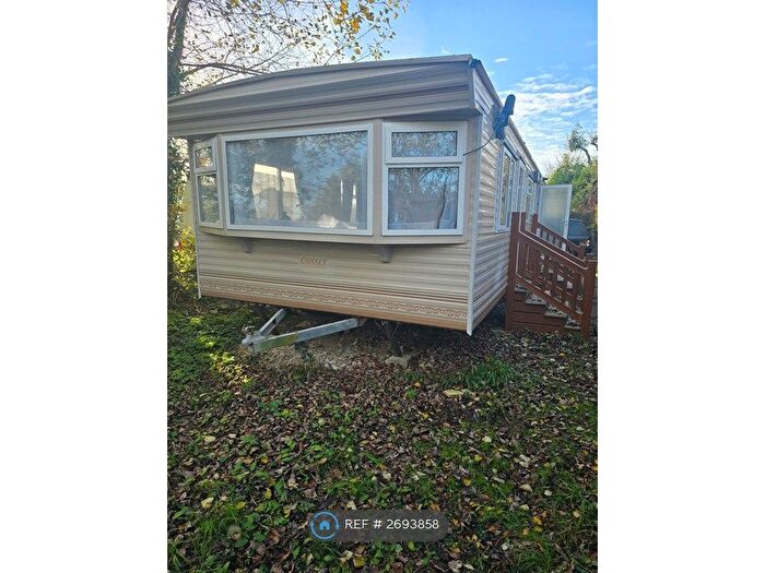 2 Bedroom Park Home To Rent In Washpond Lane, Swanage, BH19