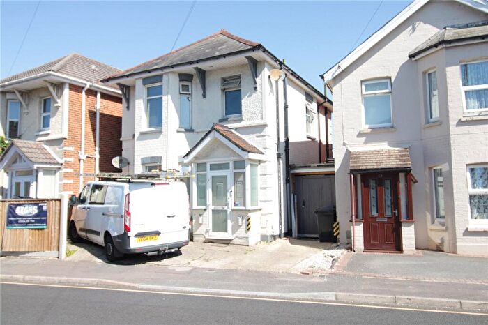 3 Bedroom Detached House For Sale In Ensbury Park Road, Bournemouth, Dorset, BH9