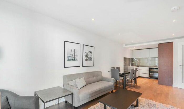 1 Bedroom Flat To Rent In Baker Street, Marylebone, London, W1U