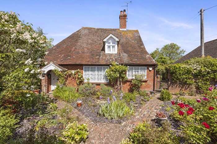 3 Bedroom Detached House For Sale In Henfield Road, Albourne, BN6