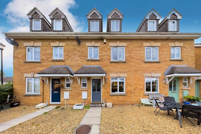 3 Bedroom Terraced House To Rent In The Park, Portishead, Bristol, BS20