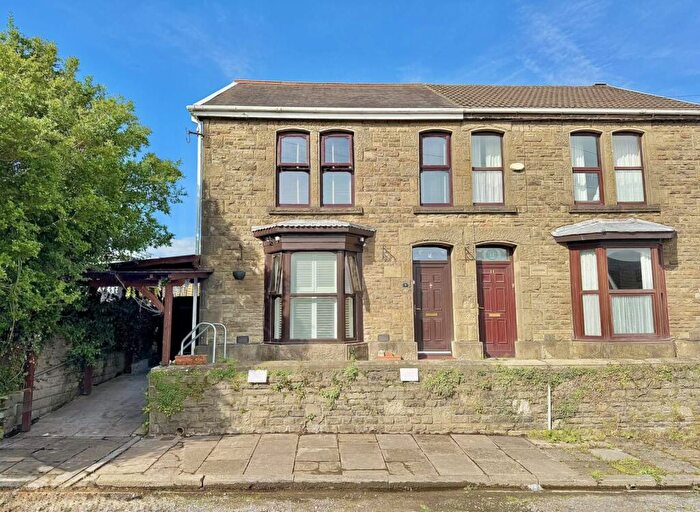 3 Bedroom Semi-Detached House For Sale In New Road, Treboeth, Swansea, City And County Of Swansea., SA5