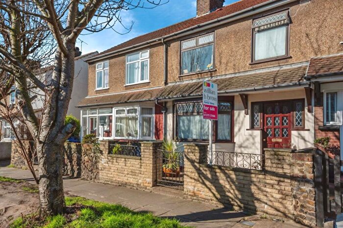 3 Bedroom Terraced House For Sale In Salisbury Road, Grays, RM17