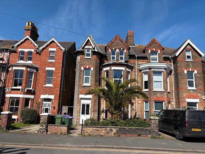 4 Bedroom Semi Detached House For Sale In Brockman Road, Folkestone, Kent, CT20