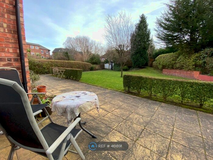 2 Bedroom Flat To Rent In Orchard Gate, Prenton, CH43