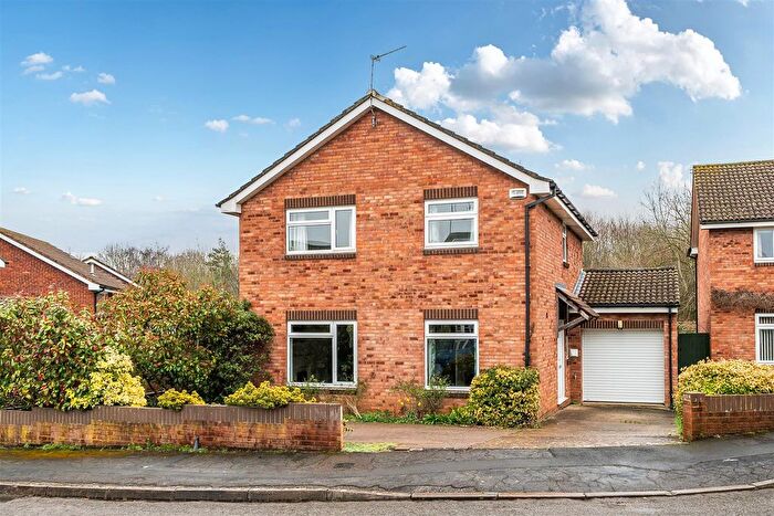 4 Bedroom Detached House For Sale In Martock Road, Keynsham, Bristol, BS31