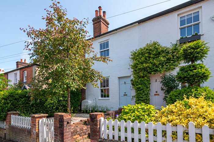 2 Bedroom Terraced House For Sale In Nutley Lane, Reigate, RH2