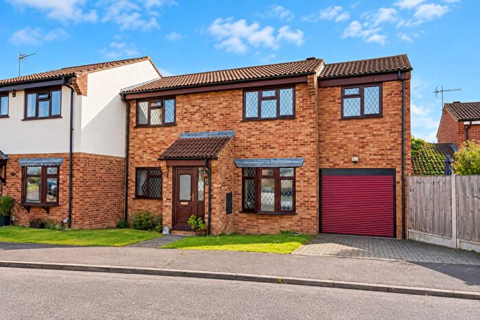 4 Bedroom Semi-Detached House For Sale In Turnstone End, Colchester, CO4