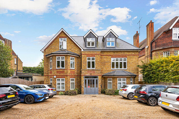 2 Bedroom Apartment For Sale In St. Marys Road, Long Ditton, Surbiton, Surrey, KT6