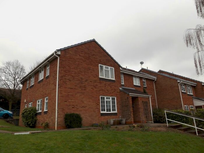 Studio To Rent In Far Highfield, Sutton Coldfield, B76