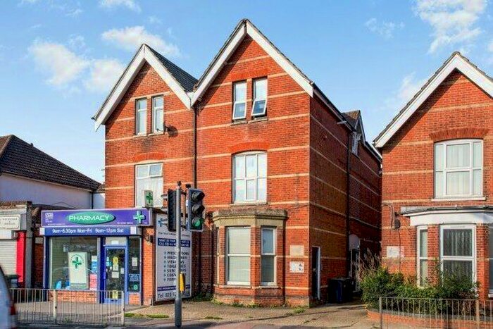 1 Bedroom Flat To Rent In Brockhurst Road, Gosport, PO12