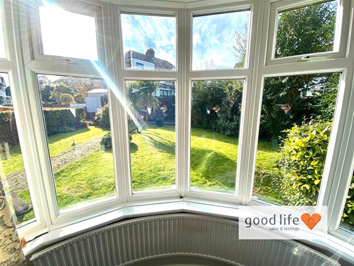 2 Bedroom Semi-Detached Bungalow For Sale In Romney Avenue, Grangetown, Sunderland, SR2