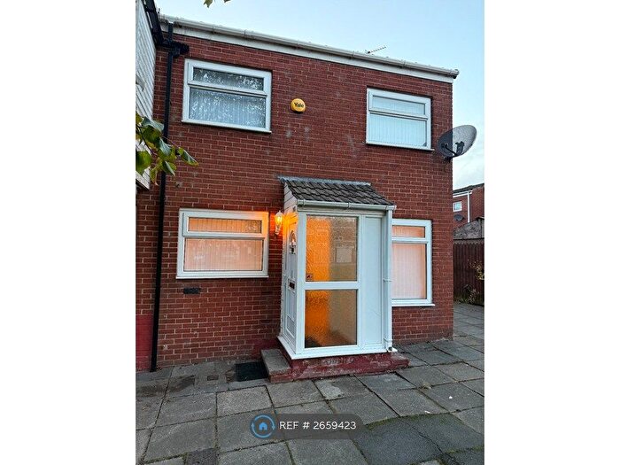 3 Bedroom Semi-detached House To Rent In Castlehey, Skelmersdale, WN8