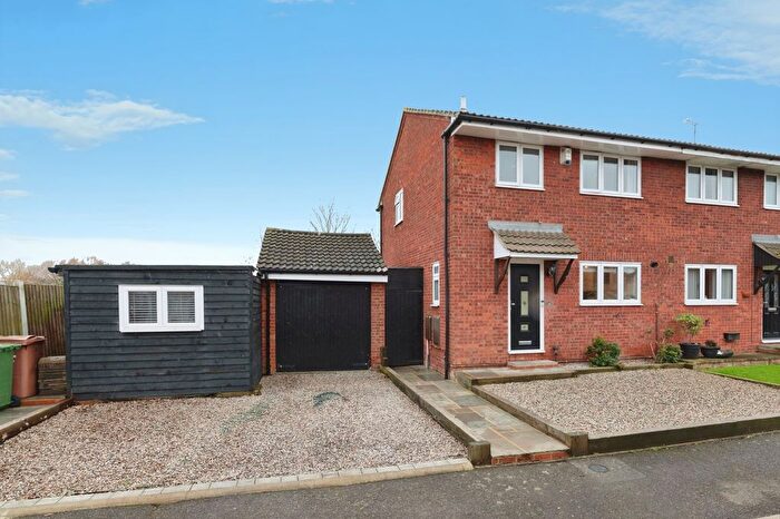 3 Bedroom Semi Detached House For Sale In Salix Road, Grays, Essex, RM17