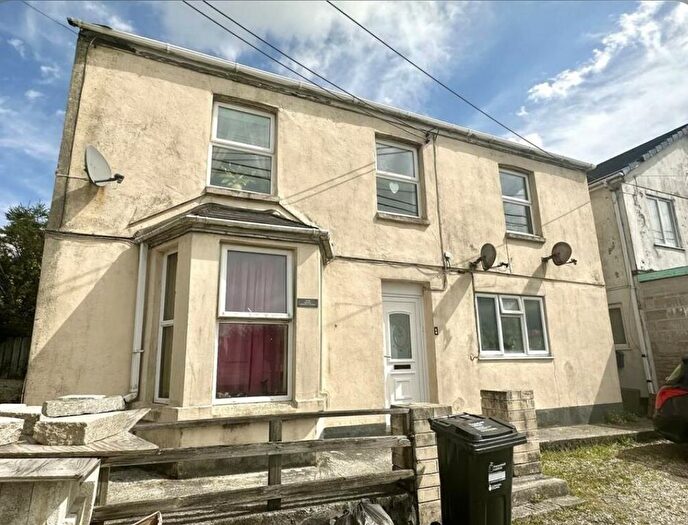 3 Bedroom Flat For Sale In Little Treviscoe, St. Austell, PL26