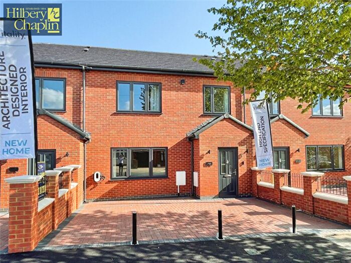 3 Bedroom Terraced House For Sale In Burland Road, Romford, Essex, RM5